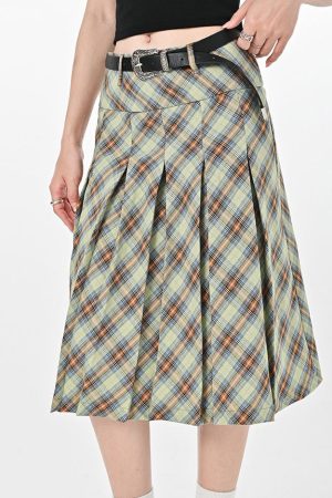 Casual Day Outfits, Easy Trendy Outfits Good Manners Plaid Kilt Skirt