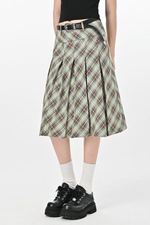 Casual Day Outfits, Easy Trendy Outfits Good Manners Plaid Kilt Skirt