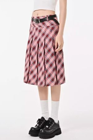 Casual Day Outfits, Easy Trendy Outfits Good Manners Plaid Kilt Skirt