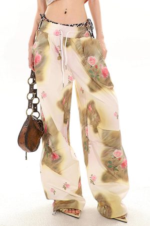 Casual Day Outfits, Easy Trendy Outfits Gossip Team Floral Cargo Pants