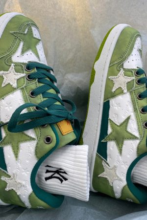 Casual Day Outfits, Easy Trendy Outfits Green Star Sneakers