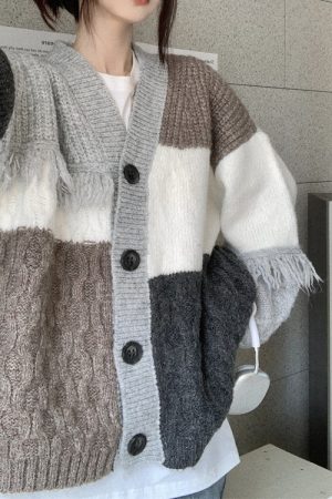 Casual Day Outfits, Easy Trendy Outfits Grey Fringe Grandma Cardigan
