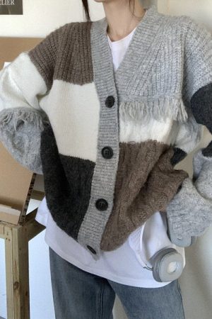 Casual Day Outfits, Easy Trendy Outfits Grey Fringe Grandma Cardigan
