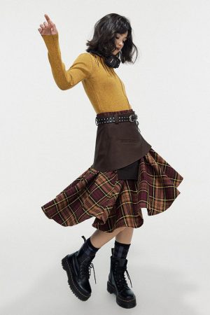 Casual Day Outfits, Easy Trendy Outfits Grunge Asymmetrical Plaid Skirt