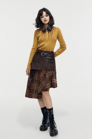 Casual Day Outfits, Easy Trendy Outfits Grunge Asymmetrical Plaid Skirt