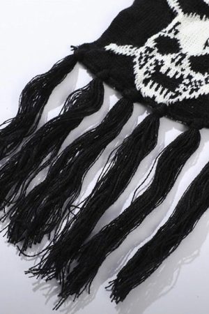 Casual Day Outfits, Easy Trendy Outfits Grunge Skull Knitted Scarf