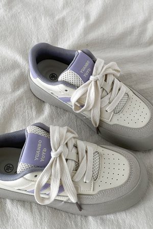 Casual Day Outfits, Easy Trendy Outfits High School Crush Sneakers