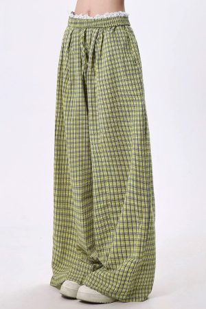 Casual Day Outfits, Easy Trendy Outfits Indie Aesthetic Green Plaid Pants