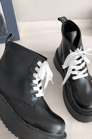 Casual Day Outfits, Easy Trendy Outfits Lace Up Ankle Boots