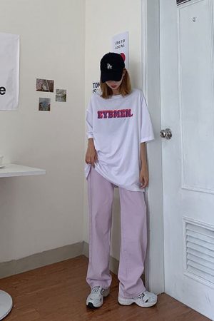 Casual Day Outfits, Easy Trendy Outfits Lavender Skater Girl Wide Jeans