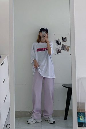Casual Day Outfits, Easy Trendy Outfits Lavender Skater Girl Wide Jeans