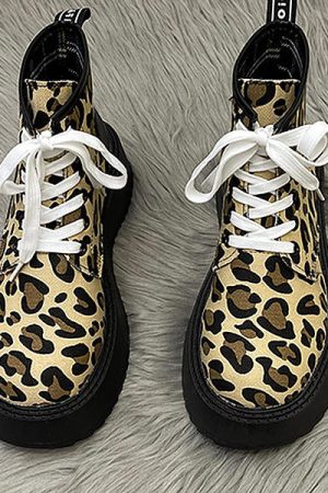 Casual Day Outfits, Easy Trendy Outfits Leopard Lace Up Boots