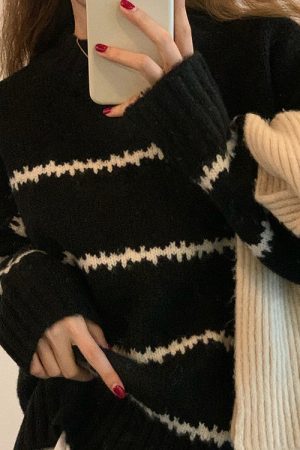 Casual Day Outfits, Easy Trendy Outfits Minimalist Aesthetic Striped Sweater