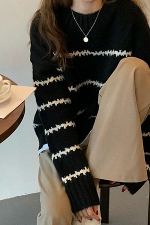 Casual Day Outfits, Easy Trendy Outfits Minimalist Aesthetic Striped Sweater