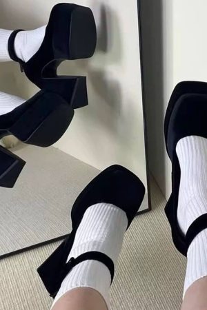 Casual Day Outfits, Easy Trendy Outfits Not Your Babydoll Chunky Platform Heels