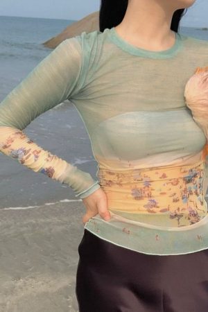 Casual Day Outfits, Easy Trendy Outfits Ocean Beach Print Top