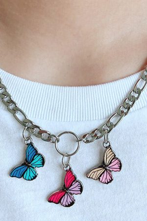 Casual Day Outfits, Easy Trendy Outfits Papillon Necklace