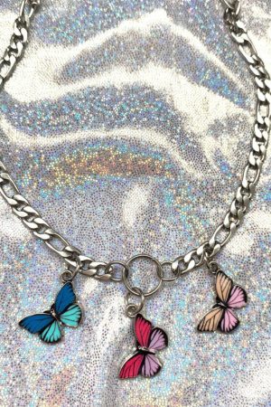 Casual Day Outfits, Easy Trendy Outfits Papillon Necklace