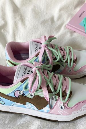 Casual Day Outfits, Easy Trendy Outfits Pastel Heart Aesthetic Sneakers