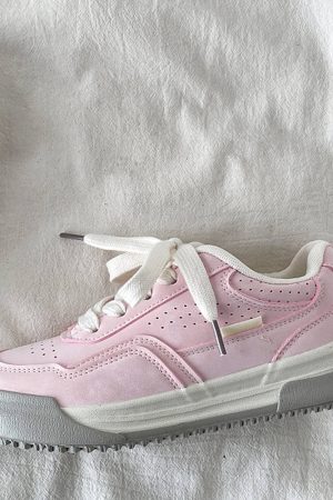 Casual Day Outfits, Easy Trendy Outfits Pastel Pink Aesthetic Sneakers
