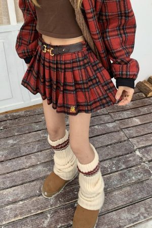 Casual Day Outfits, Easy Trendy Outfits Perfectly Preppy Mini Skirt