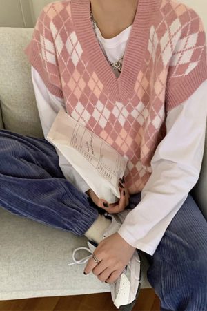 Casual Day Outfits, Easy Trendy Outfits Pink Argyle Knit Cardigan