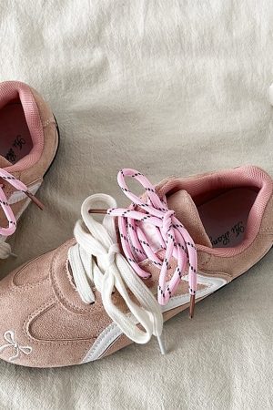 Casual Day Outfits, Easy Trendy Outfits Pink Bow Embroidery Sneakers
