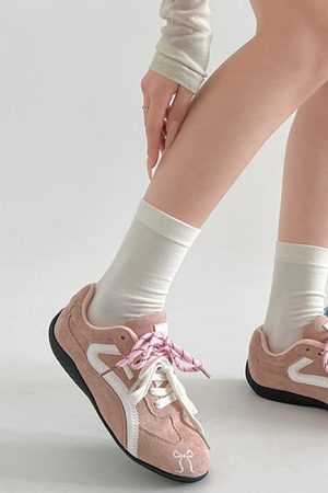 Casual Day Outfits, Easy Trendy Outfits Pink Bow Embroidery Sneakers