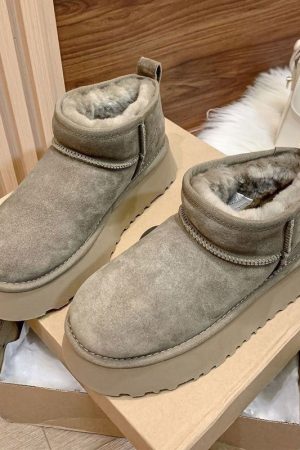 Casual Day Outfits, Easy Trendy Outfits Platform Sheepskin Boot
