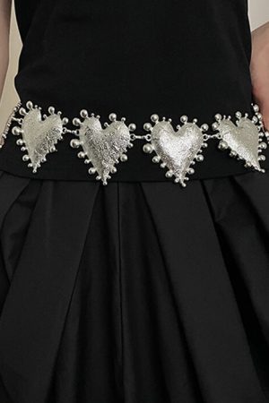 Casual Day Outfits, Easy Trendy Outfits Ready For Love Heart Chain Belt