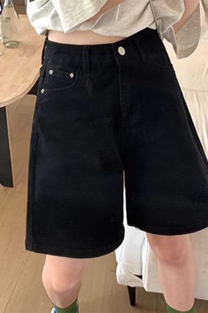 Casual Day Outfits, Easy Trendy Outfits Rule Breaker High-Rise Shorts