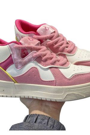 Casual Day Outfits, Easy Trendy Outfits Skater Girl 2000s Aesthetic Sneakers