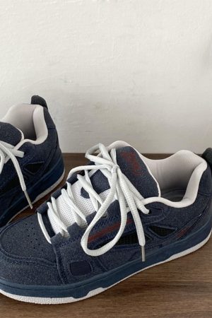 Casual Day Outfits, Easy Trendy Outfits Skater Girl Sneakers in Navy