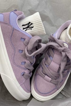Casual Day Outfits, Easy Trendy Outfits Skater Lavender Sneakers