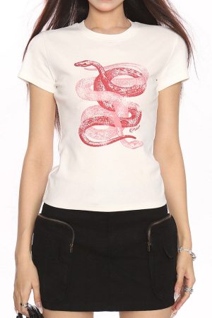 Casual Day Outfits, Easy Trendy Outfits Snake Graphic Fitted T-Shirt
