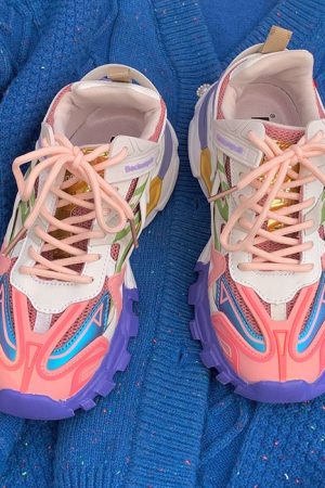 Casual Day Outfits, Easy Trendy Outfits Soft Girl Aesthetic Pastel Sneakers