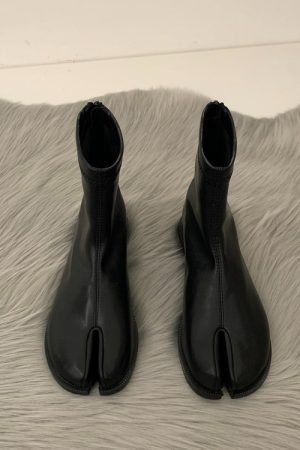 Casual Day Outfits, Easy Trendy Outfits Split Toe Tabi Flat Boots