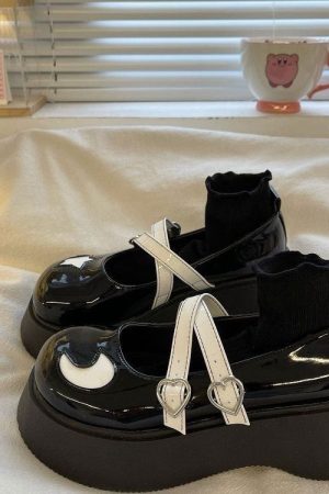 Casual Day Outfits, Easy Trendy Outfits Star & Moon Platform Sandals