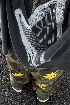 Casual Day Outfits, Easy Trendy Outfits Star Patch Camo Cargo Pants