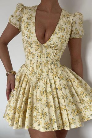 Casual Day Outfits, Easy Trendy Outfits Sunny Afternoon Cottagecore Floral Dress