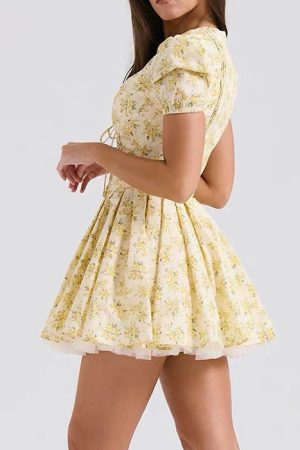 Casual Day Outfits, Easy Trendy Outfits Sunny Afternoon Cottagecore Floral Dress