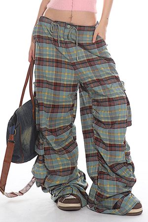 Casual Day Outfits, Easy Trendy Outfits Teen Spirit Plaid Cargo Pants