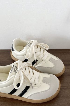 Casual Day Outfits, Easy Trendy Outfits Vacay Mode Striped Sneakers