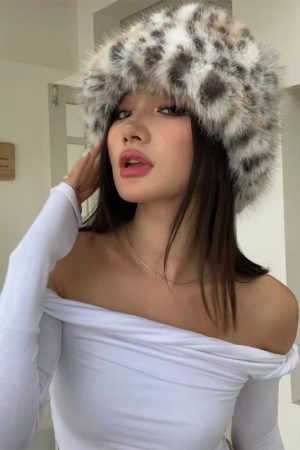Casual Day Outfits, Easy Trendy Outfits Y2K Leopard Fuzzy Bucket Hat