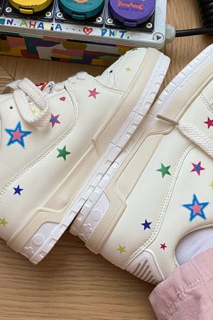 Casual Day Outfits, Easy Trendy Outfits Y2K Star Sneakers