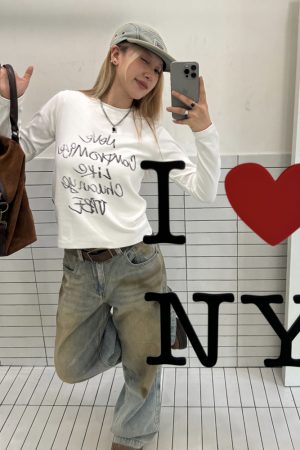 Casual Letter Print Short Sleeve T-Shirt for Women - Versatile Round Neck Summer Top in Spicy Girl Style, Korean Fashion