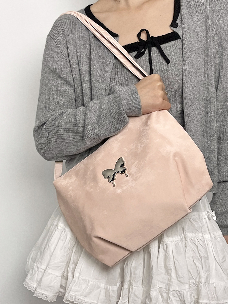 Casual Pink Crossbody Shoulder Bag for Women - Large Capacity Commuting Bag in Trendy Girl-Style Design Casual Pink Crossbody Shoulder Bag for Women - Large Capacity Commuting Bag in Trendy Girl-Style Design