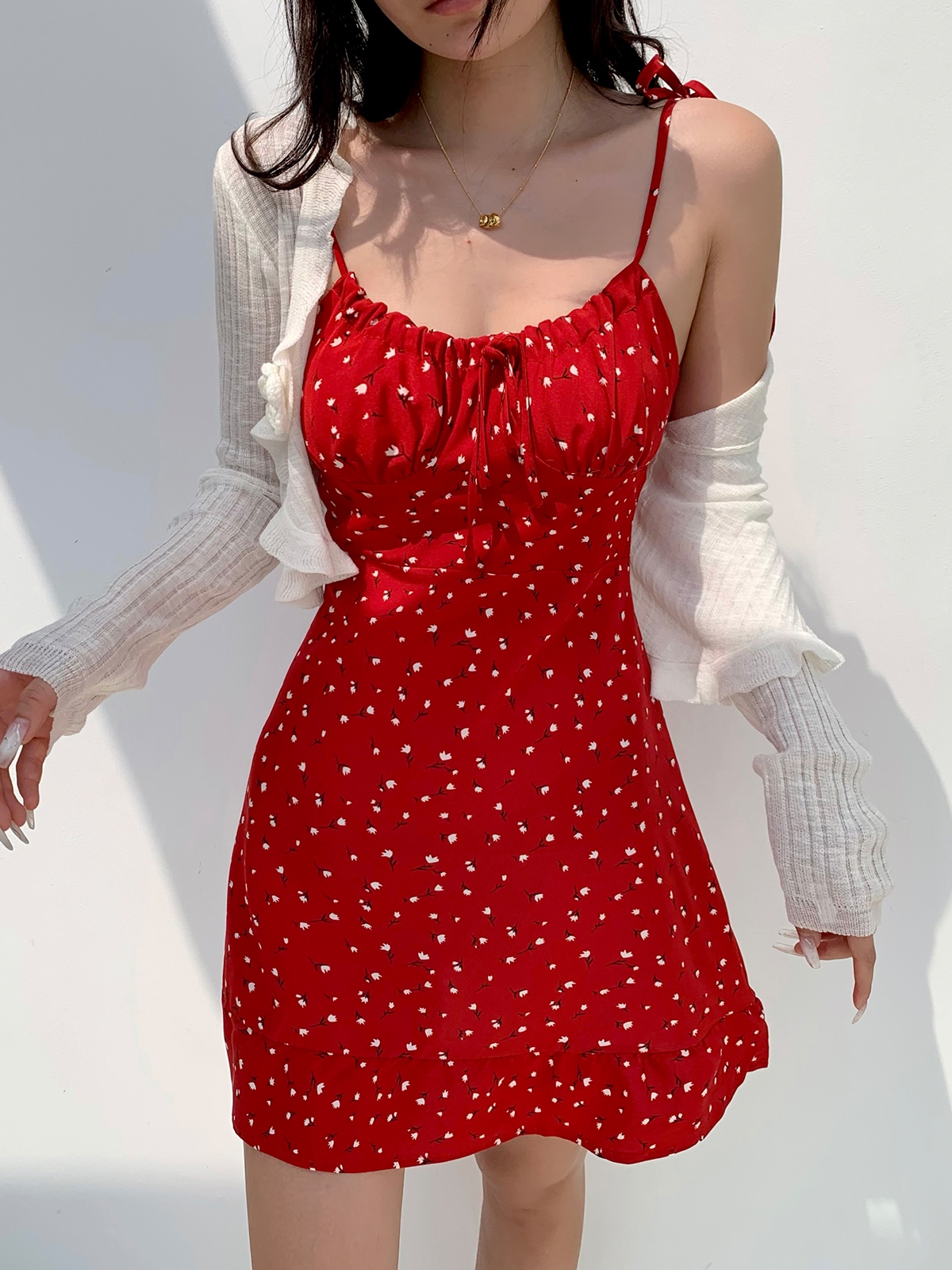 Casual Red Floral Mini Dress with Drawstring Tie Straps - French Country Style, Slim Fit, Perfect for 90s and Y2K Fashion Lovers Casual Red Floral Mini Dress with Drawstring Tie Straps - French Country Style, Slim Fit, Perfect for 90s and Y2K Fashion Lovers