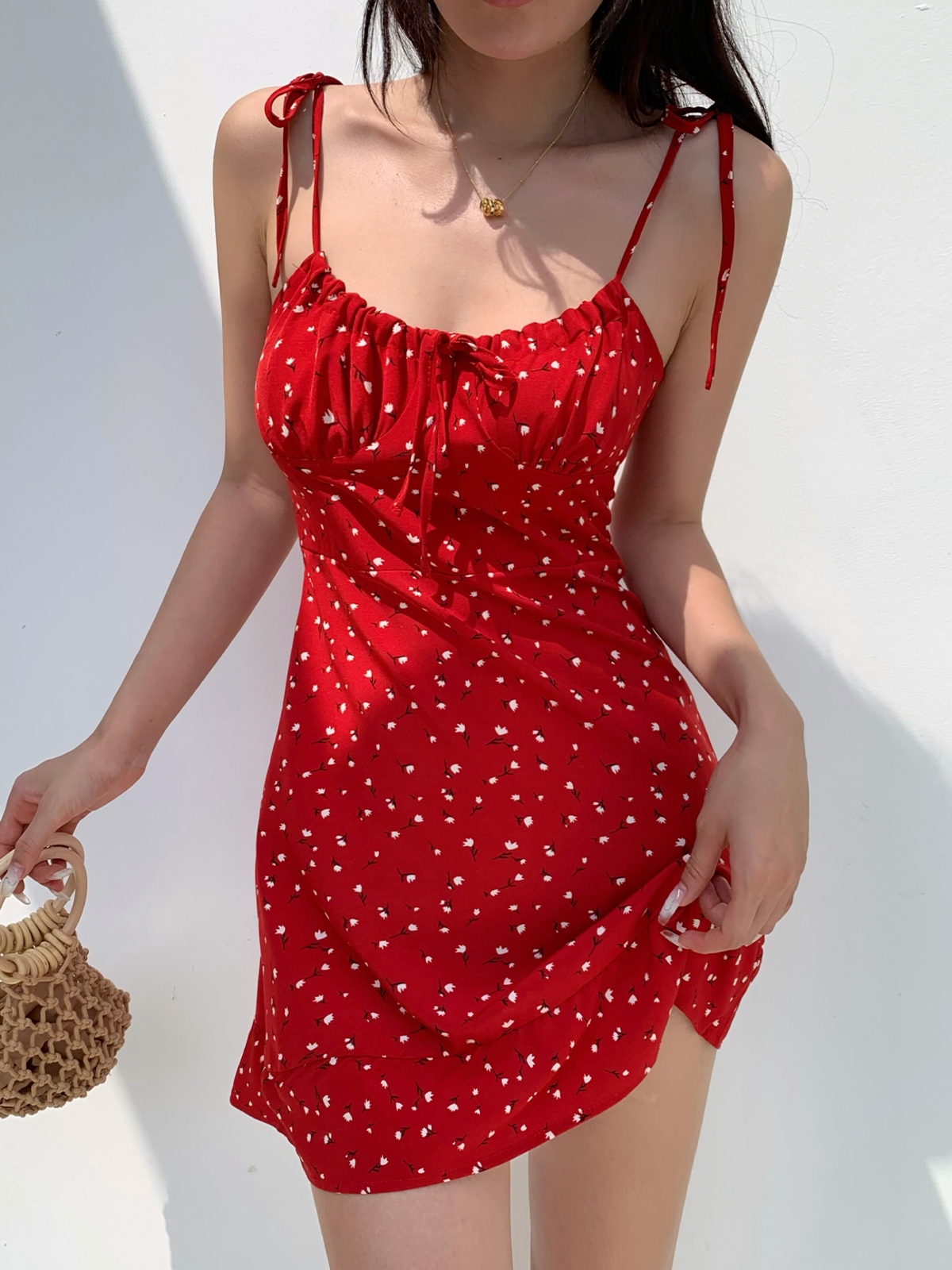 Casual Red Floral Mini Dress with Drawstring Tie Straps - French Country Style, Slim Fit, Perfect for 90s and Y2K Fashion Lovers Casual Red Floral Mini Dress with Drawstring Tie Straps - French Country Style, Slim Fit, Perfect for 90s and Y2K Fashion Lovers