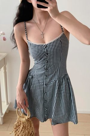 Casual V-Neck Black and White Plaid Waist-Defined Sling Dress - French Retro Sweet Girl Style for Vacation and Summer